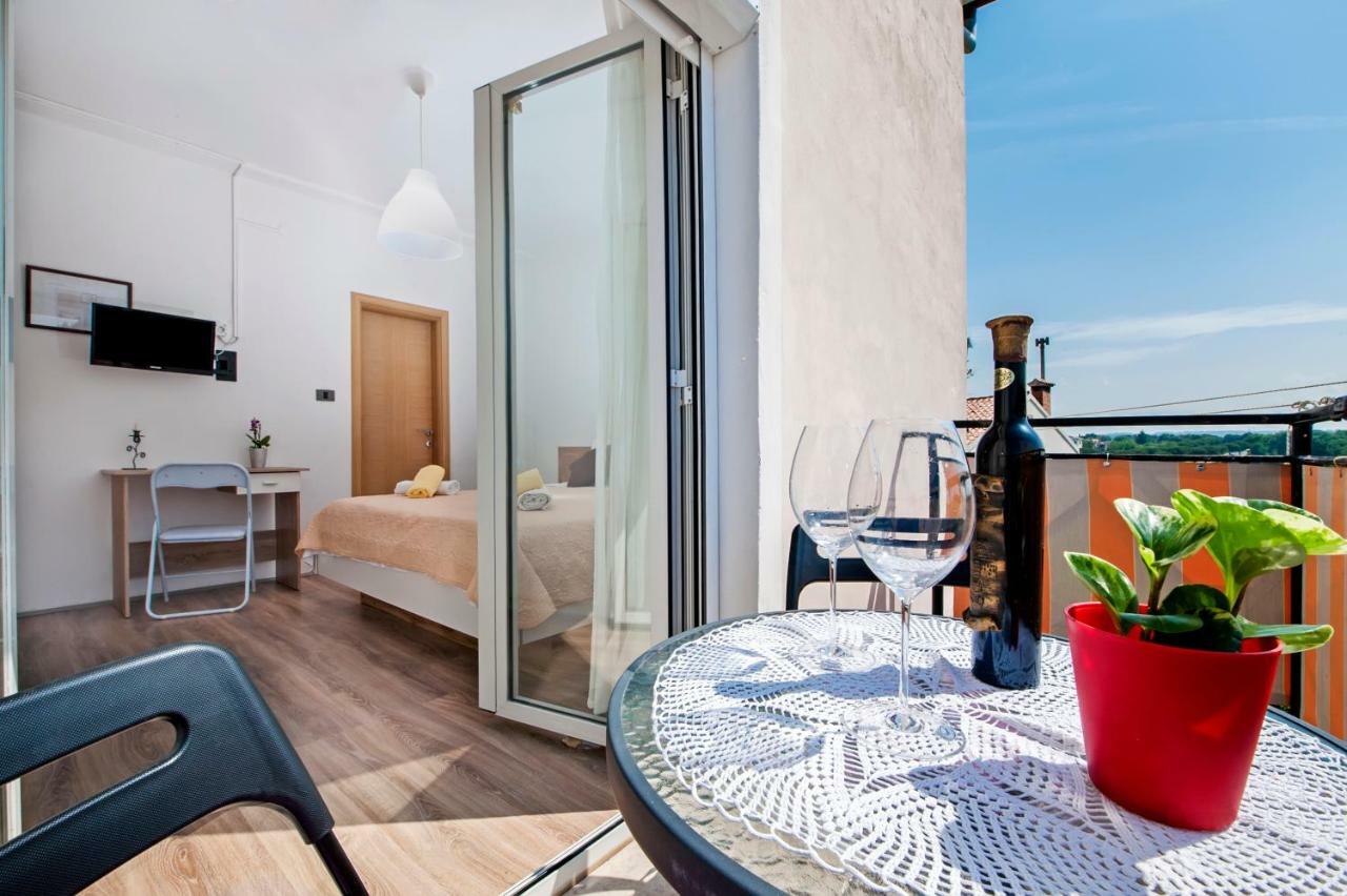 Rooms Mariana Ρόβινι Εξωτερικό φωτογραφία