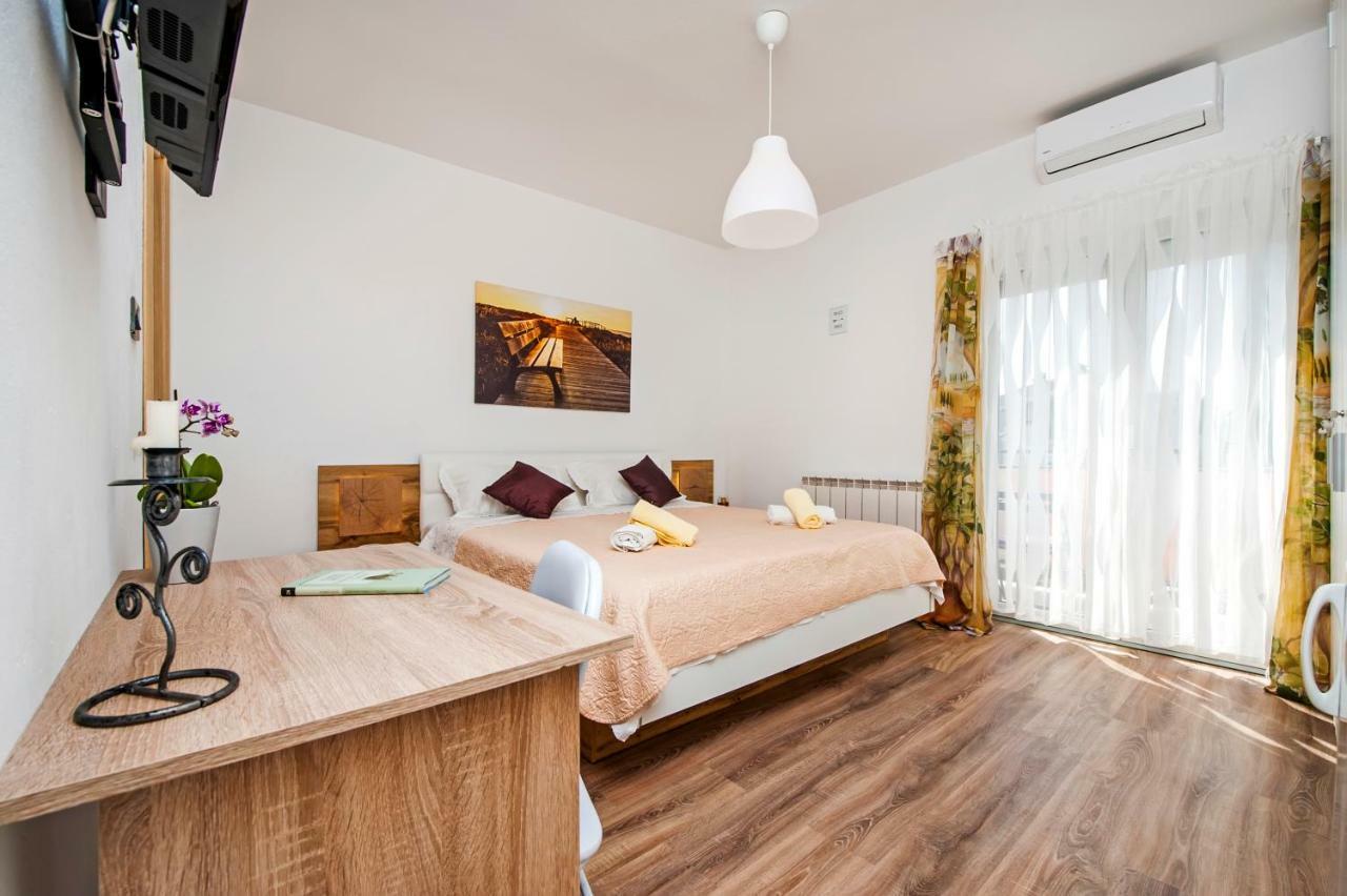 Rooms Mariana Ρόβινι Εξωτερικό φωτογραφία