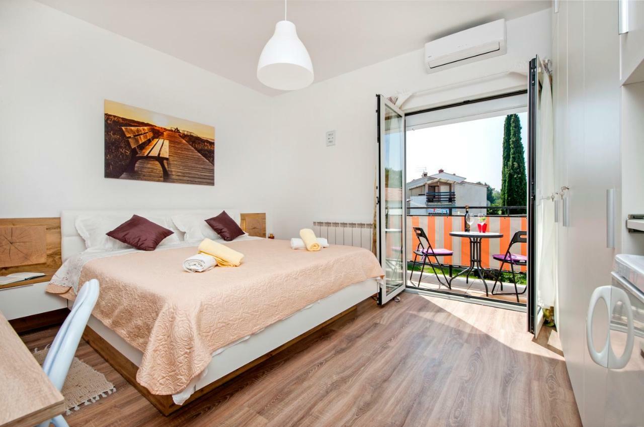 Rooms Mariana Ρόβινι Εξωτερικό φωτογραφία